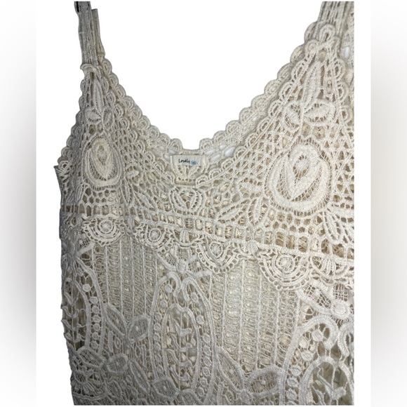 Crochet Fringe Tank Top / Swimsuit Cover Up Size S - Picture 3 of 3